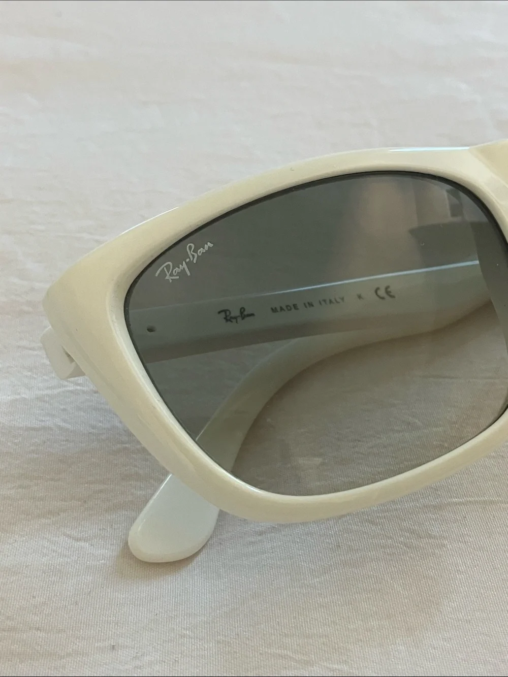 Polished white Ray-Bans, size OS